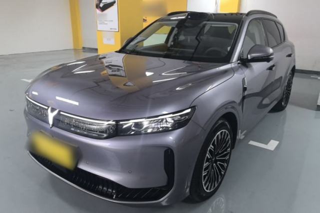 Used VOYAH FREE 2025 Model FREE+ Four-Wheel-Drive Qiankun Edition