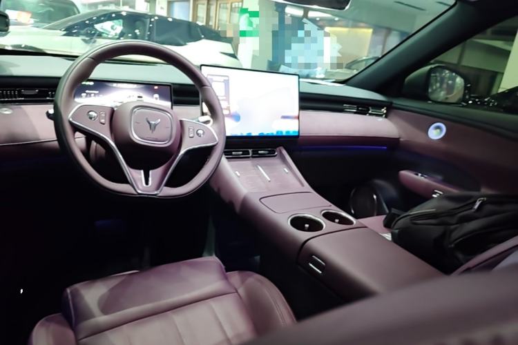Used VOYAH FREE 2025 Model FREE+ Rear-Drive Qiankun Edition Center Console