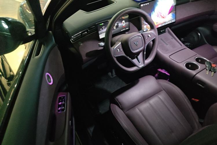 Used VOYAH FREE 2025 Model FREE+ Rear-Drive Qiankun Edition Driver Seat