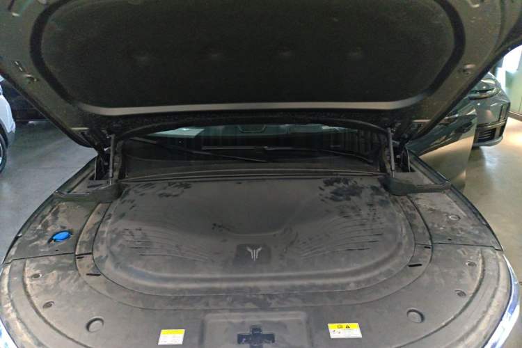 Used VOYAH FREE 2025 Model FREE+ Rear-Drive Qiankun Edition Engine Bay