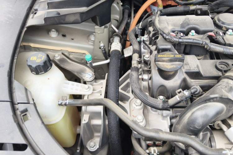 Used VOYAH FREE 2025 318 318 km Rear-Drive Touring Edition Engine Bay Right