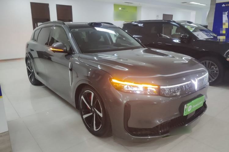 Used VOYAH FREE 2025 Model FREE+ Four-Wheel-Drive Qiankun Edition Front Right 45 Deg