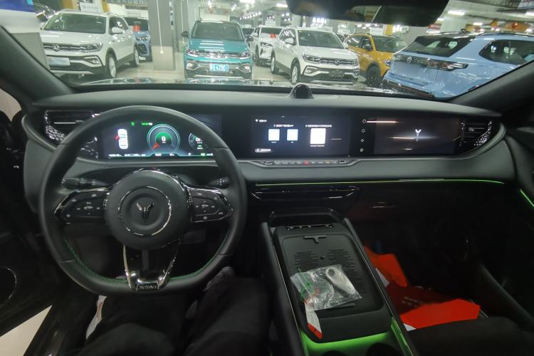 Used VOYAH FREE 2025 318 318 km Rear-Drive Touring Edition Interior 2