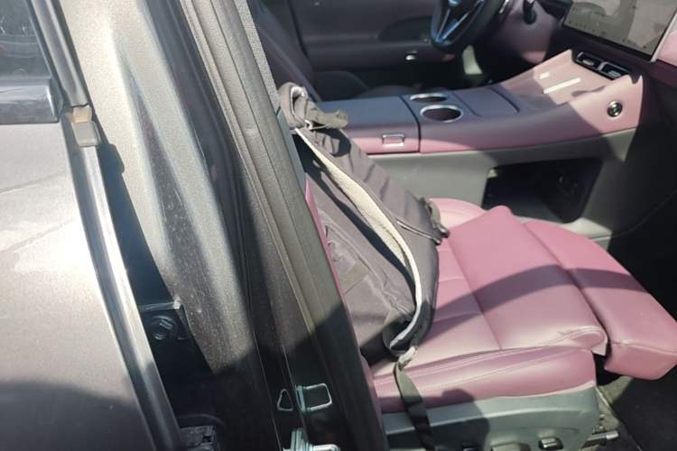 Used VOYAH FREE 2025 Model FREE+ Four-Wheel-Drive Qiankun Edition Right Front Seat