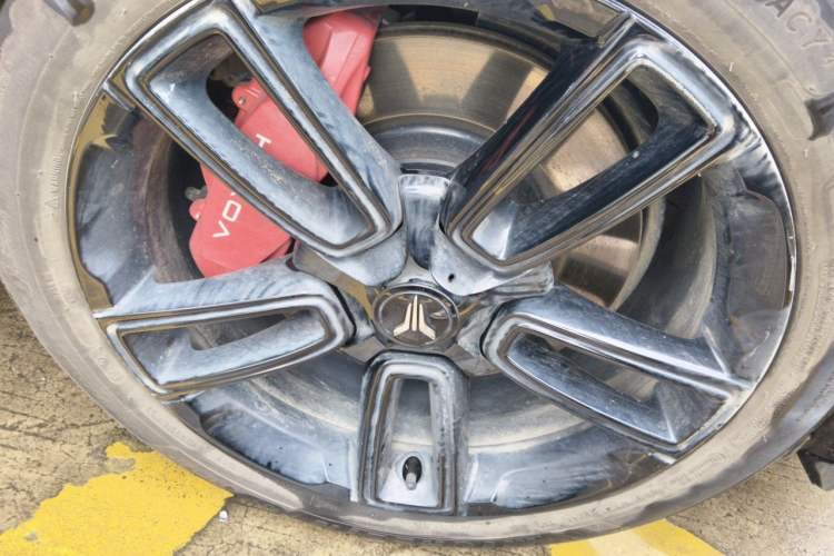 Used VOYAH FREE 2025 318 318 km Rear-Drive Touring Edition Right Front Wheel Hub