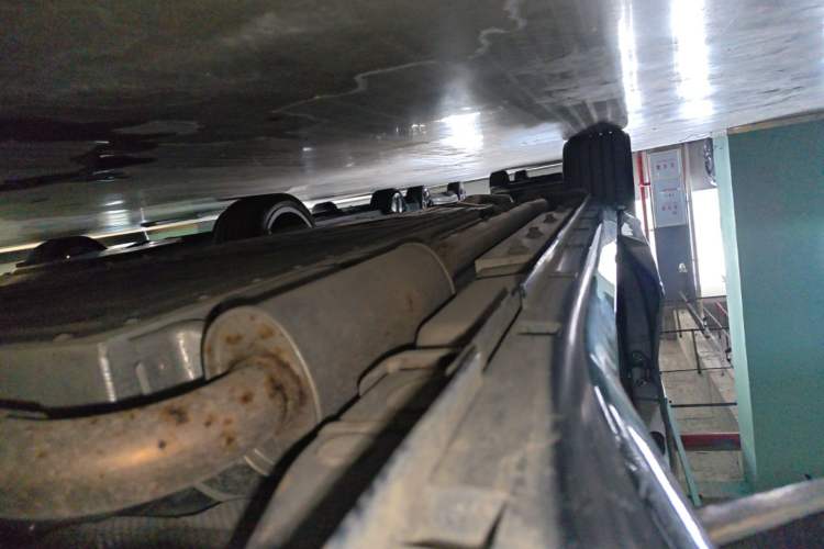 Used VOYAH FREE 2025 Model FREE+ Rear-Drive Qiankun Edition Right Side Sill