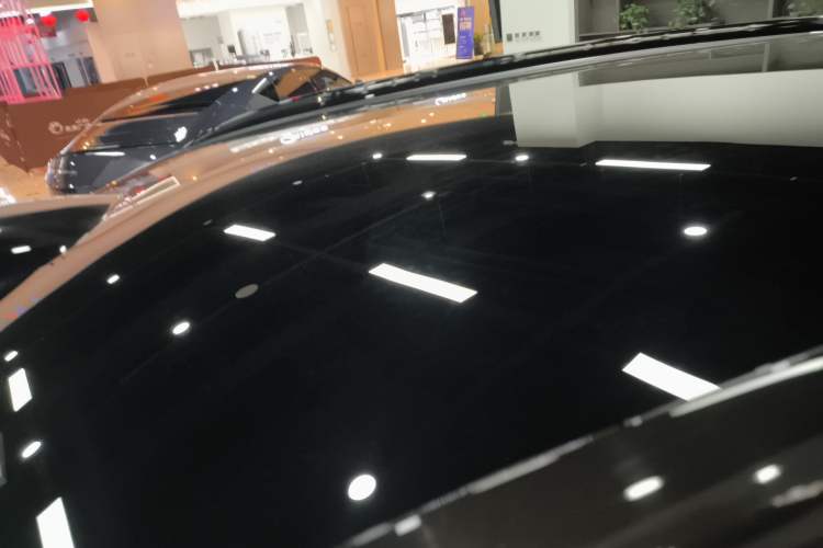 Used VOYAH FREE 2025 Model FREE+ Four-Wheel-Drive Qiankun Edition Roof