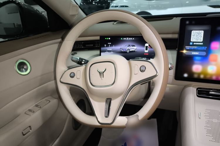 Used VOYAH FREE 2025 Model FREE+ Four-Wheel-Drive Qiankun Edition Steering Wheel