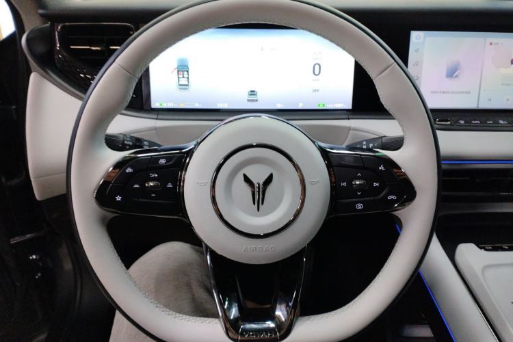 Used VOYAH FREE 2025 318 318 km Rear-Drive Touring Edition Steering Wheel