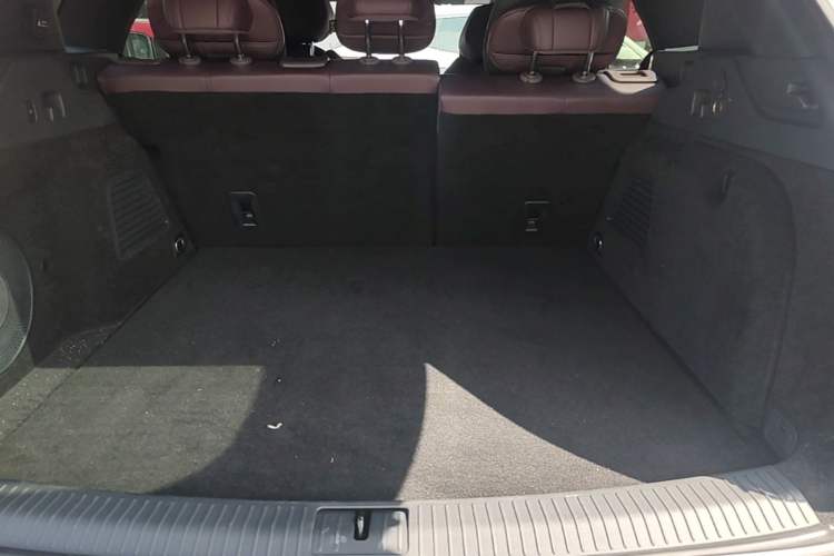 Used VOYAH FREE 2025 Model FREE+ Four-Wheel-Drive Qiankun Edition Trunk