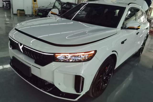 Used VOYAH FREE 2025 318 259 km All-Wheel-Drive Exploration Edition