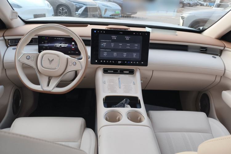 Used VOYAH FREE 2025 Model FREE+ Rear-Drive Qiankun Edition Center Console