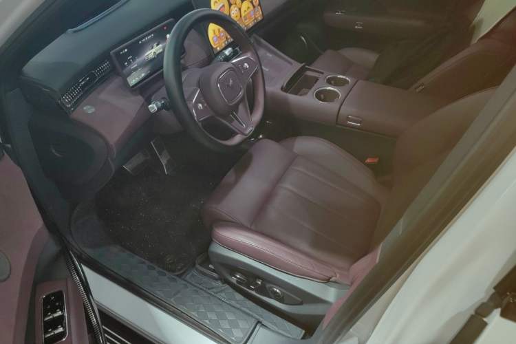 Used VOYAH FREE 2025 Model FREE+ Rear-Drive Qiankun Edition Driver Seat