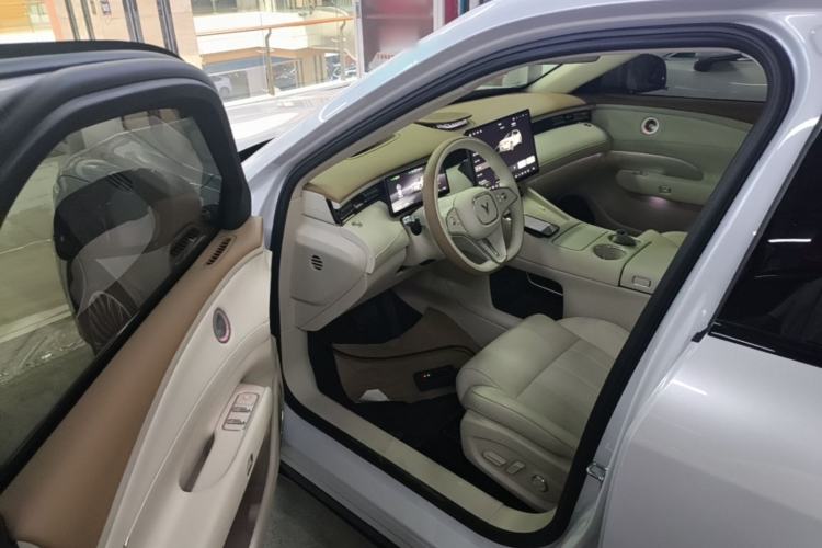 Used VOYAH FREE 2025 Model FREE+ Four-Wheel-Drive Qiankun Edition Driver Seat