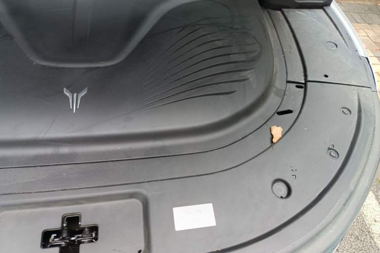 Used VOYAH FREE 2025 Model FREE+ Four-Wheel-Drive Qiankun Edition Engine Bay Left