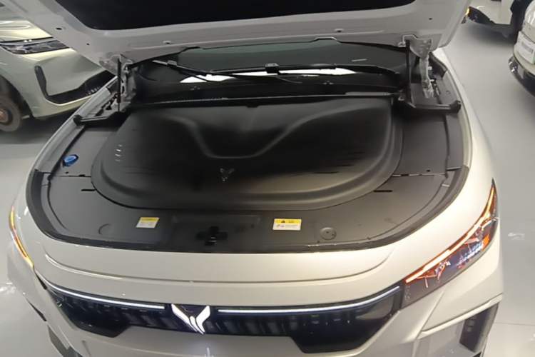 Used VOYAH FREE 2025 318 318 km Rear-Drive Touring Edition Engine Bay