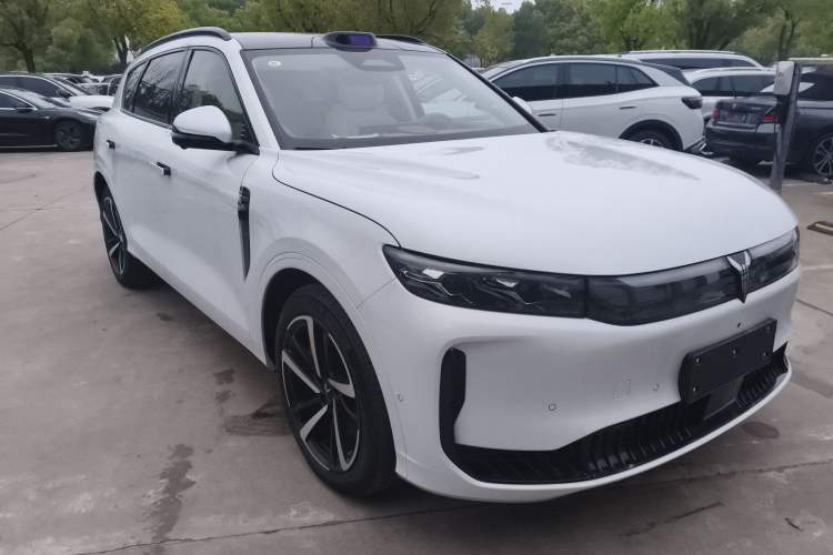 Used VOYAH FREE 2025 Model FREE+ Rear-Drive Qiankun Edition Exterior 1