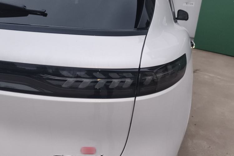Used VOYAH FREE 2025 Model FREE+ Rear-Drive Qiankun Edition Exterior 3