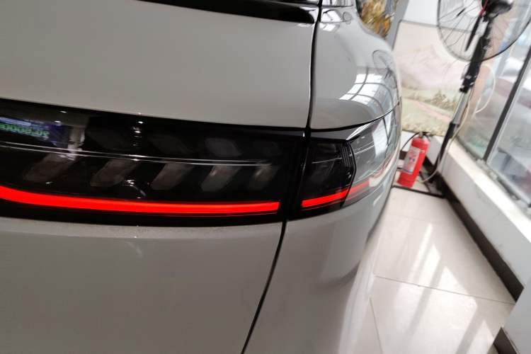 Used VOYAH FREE 2025 318 318 km Rear-Drive Touring Edition Exterior 3