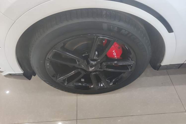 Used VOYAH FREE 2025 318 318 km Rear-Drive Touring Edition Exterior 4