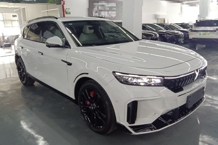 Used VOYAH FREE 2025 318 259 km All-Wheel-Drive Exploration Edition Front Right 45 Deg