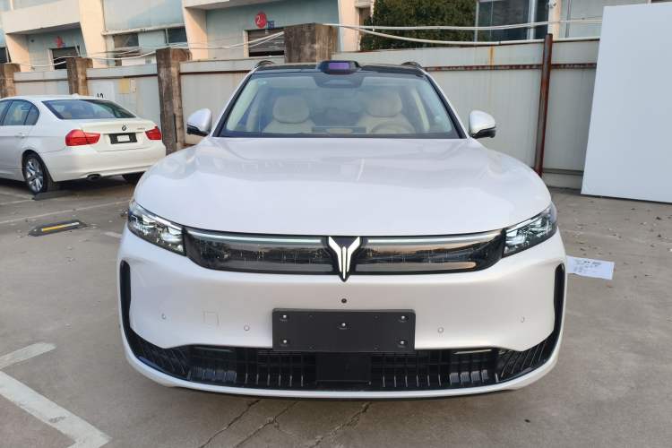 Used VOYAH FREE 2025 Model FREE+ Rear-Drive Qiankun Edition Front