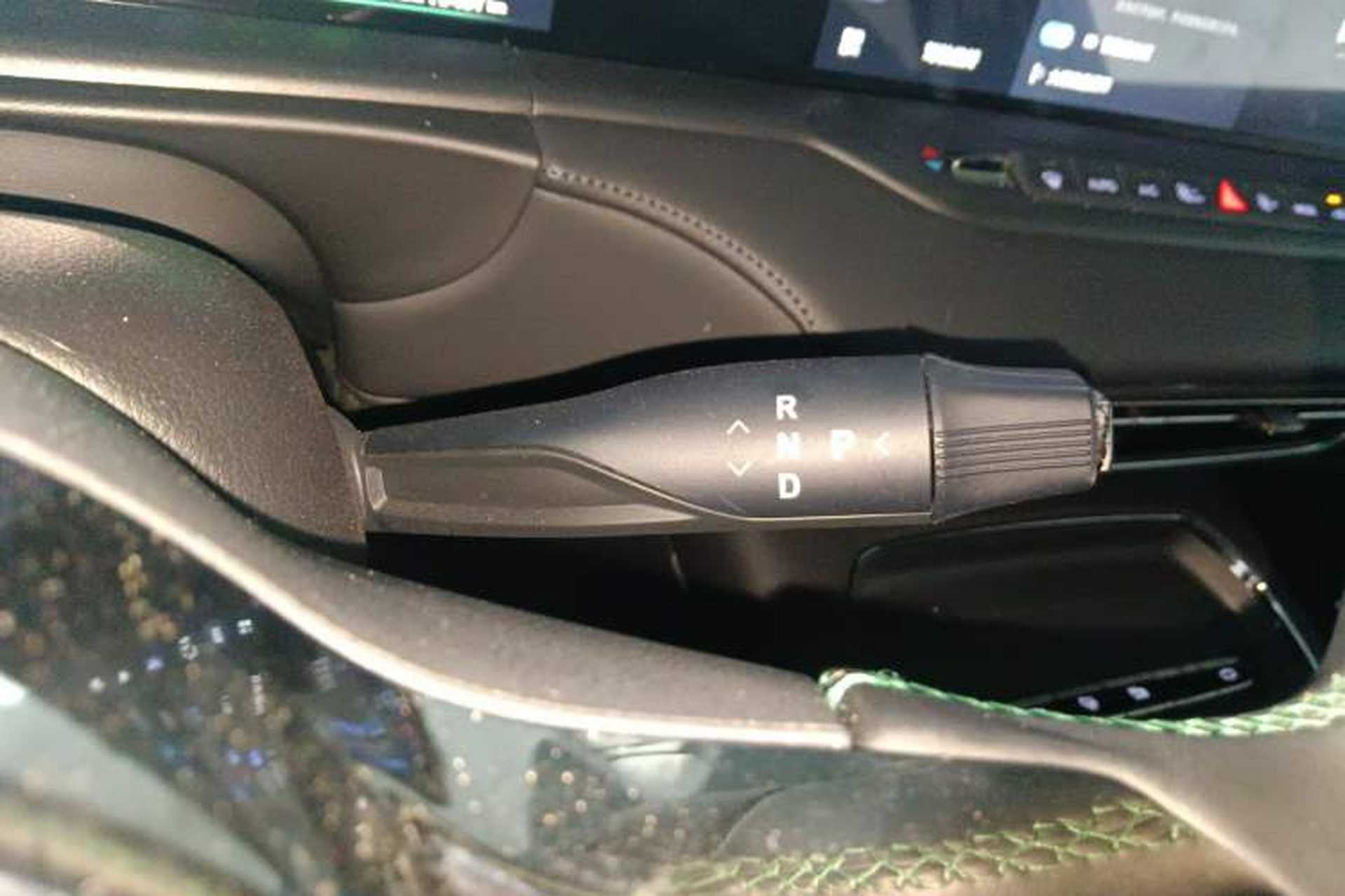 Used VOYAH FREE 2025 318 318 km Rear-Drive Touring Edition Gear Lever