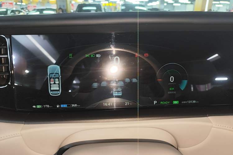 Used VOYAH FREE 2025 318 318 km Rear-Drive Touring Edition Instrument Cluster