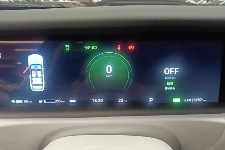 Used VOYAH FREE 2025 318 318 km Rear-Drive Touring Edition Instrument Cluster