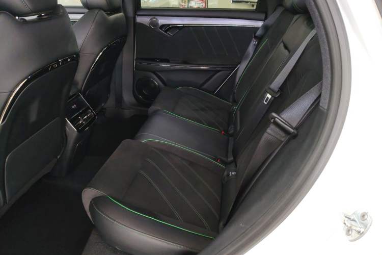 Used VOYAH FREE 2025 318 318 km Rear-Drive Touring Edition Interior 4