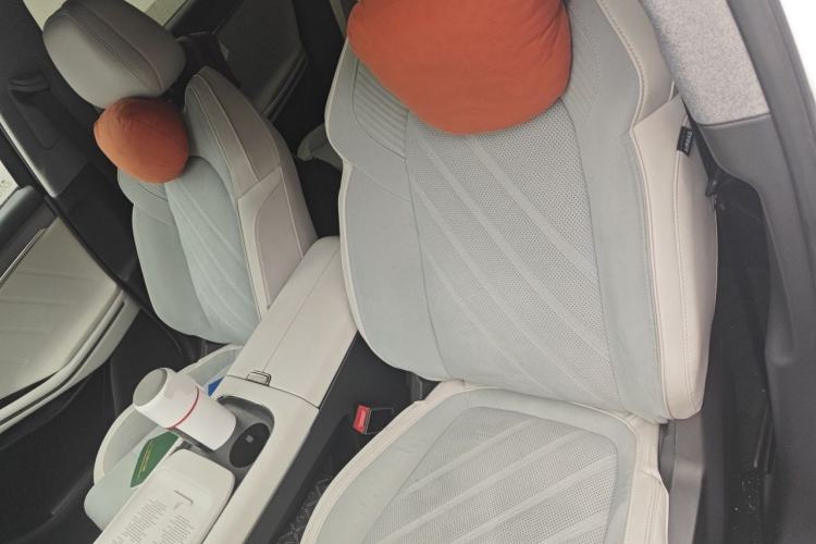 Used VOYAH FREE 2025 318 318 km Rear-Drive Touring Edition Left Front Seat
