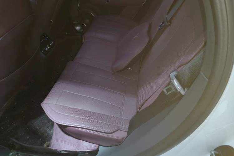 Used VOYAH FREE 2025 Model FREE+ Rear-Drive Qiankun Edition Left Rear Seat