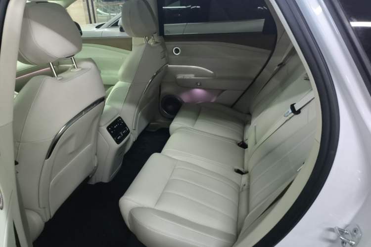 Used VOYAH FREE 2025 Model FREE+ Four-Wheel-Drive Qiankun Edition Left Rear Seat