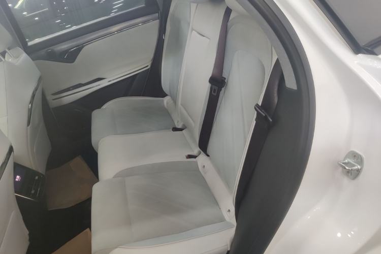 Used VOYAH FREE 2025 318 318 km Rear-Drive Touring Edition Left Rear Seat