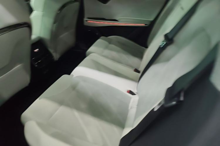 Used VOYAH FREE 2025 318 318 km Rear-Drive Touring Edition Left Rear Seat