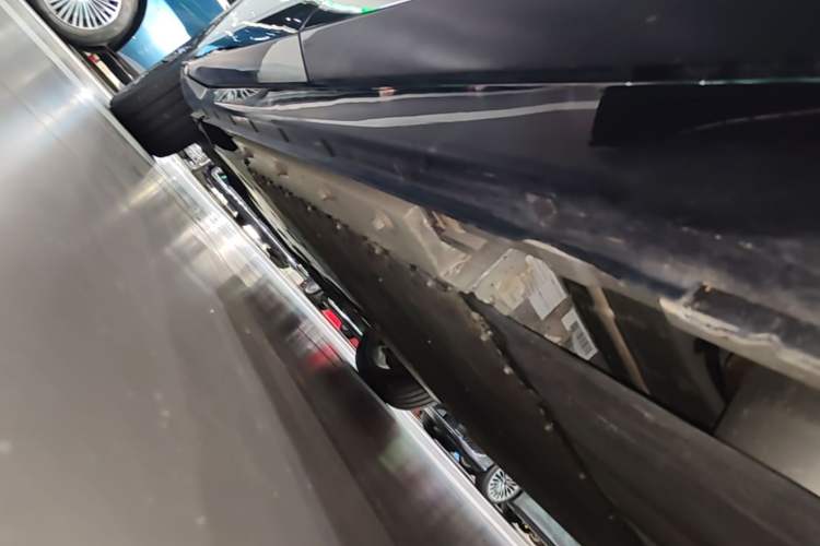 Used VOYAH FREE 2025 318 318 km Rear-Drive Touring Edition Left Side Sill