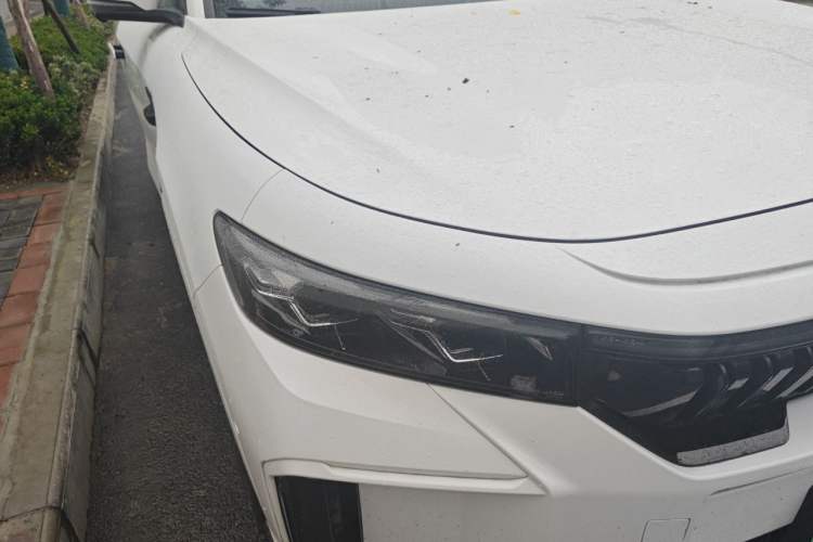 Used VOYAH FREE 2025 318 318 km Rear-Drive Touring Edition Right Front Headlight