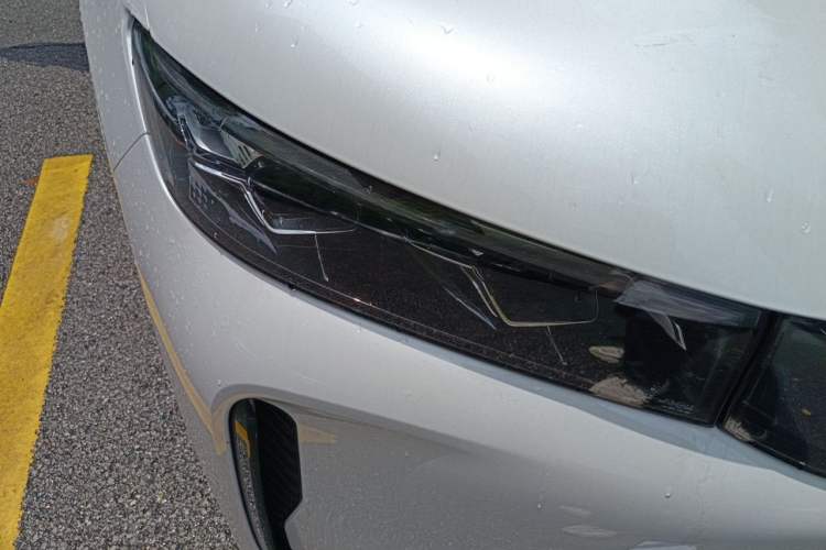 Used VOYAH FREE 2025 Model FREE+ Four-Wheel-Drive Qiankun Edition Right Front Headlight