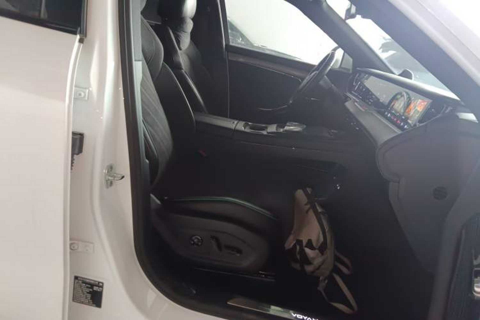 Used VOYAH FREE 2025 318 318 km Rear-Drive Touring Edition Right Front Seat