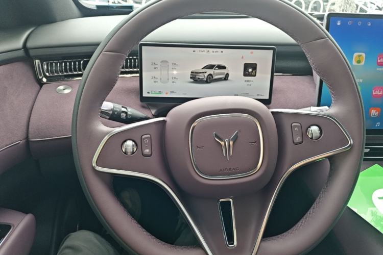 Used VOYAH FREE 2025 Model FREE+ Rear-Drive Qiankun Edition Steering Wheel