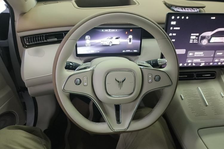 Used VOYAH FREE 2025 Model FREE+ Four-Wheel-Drive Qiankun Edition Steering Wheel