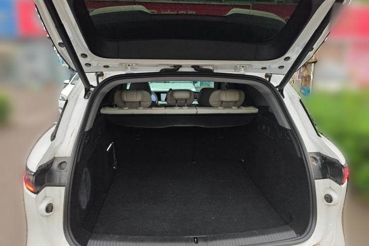 Used VOYAH FREE 2025 318 318 km Rear-Drive Touring Edition Trunk