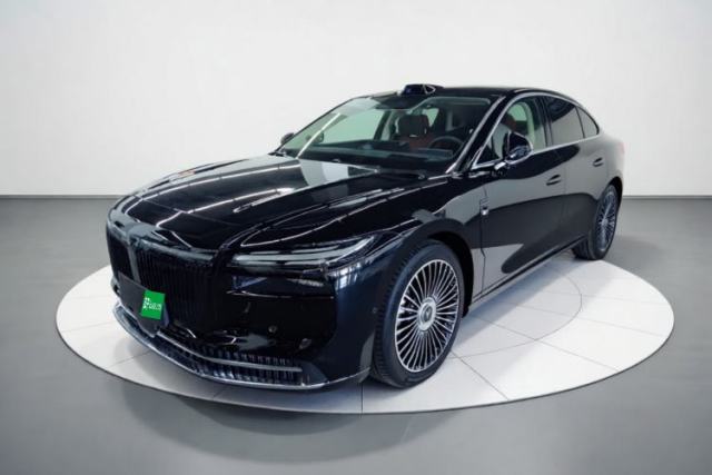 Używany VOYAH Lantu Chiguang L 2025 Four-wheel Drive Prestige Version