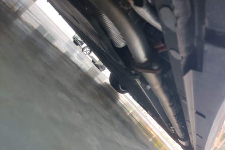 Used VOYAH Lantu Chiguang L 2026 Four-Wheel-Drive Ultra Chassis Rear Right