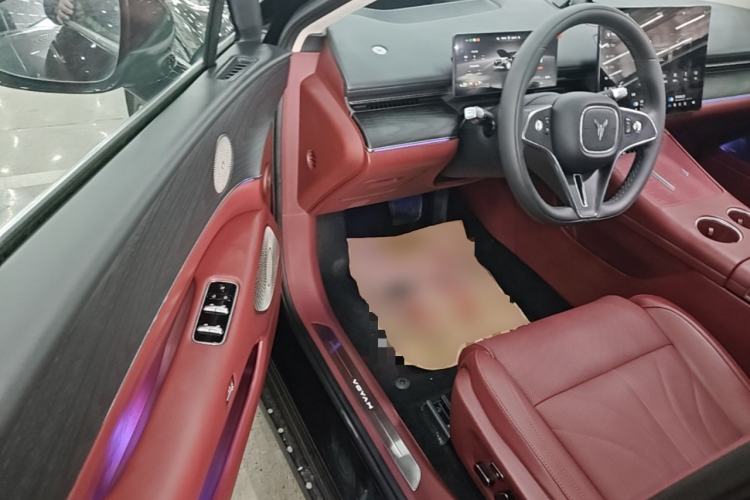 Used VOYAH Lantu Chiguang L 2026 Four-Wheel-Drive Ultra Driver Seat