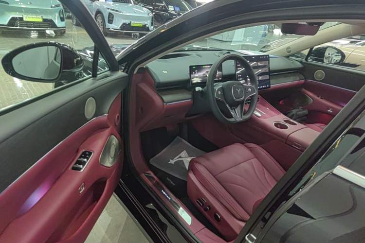 Used VOYAH Lantu Chiguang L 2026 Four-Wheel-Drive Ultra Driver Seat
