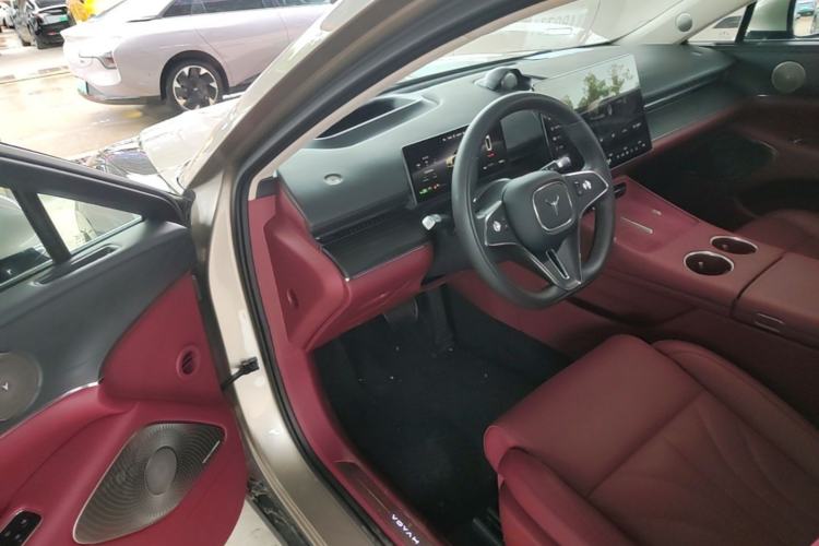 Used VOYAH Lantu Chiguang L 2026 Four-Wheel-Drive Ultra Driver Seat