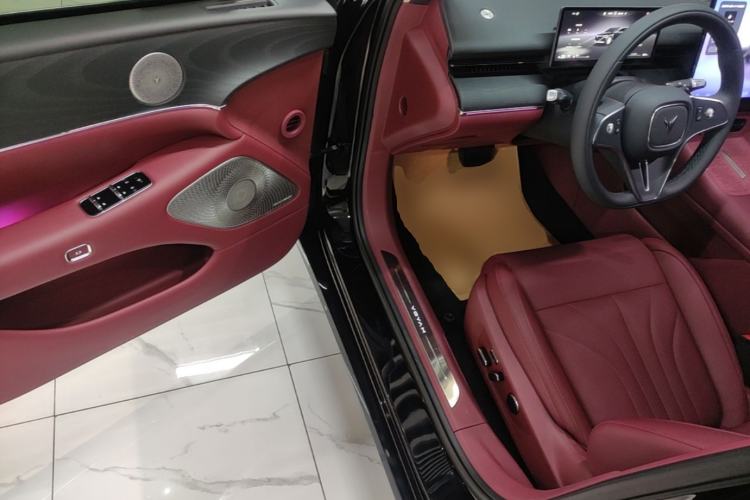 Used VOYAH Lantu Chiguang L 2026 Four-Wheel-Drive Ultra Driver Seat