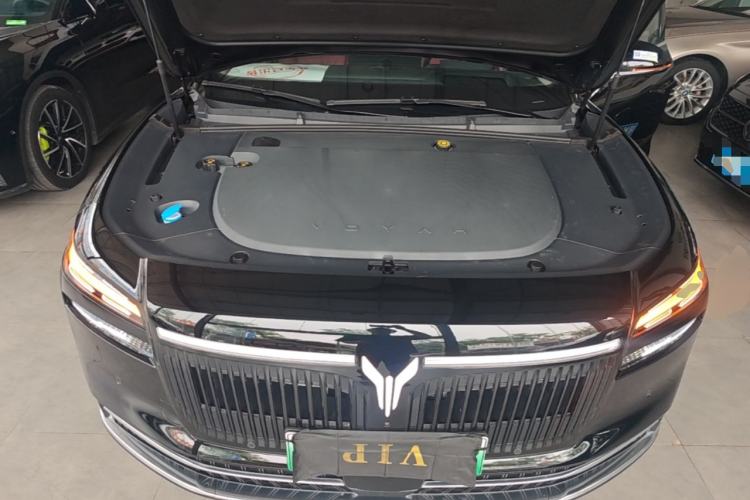 Used VOYAH Lantu Chiguang L 2026 Four-Wheel-Drive Ultra Engine Bay