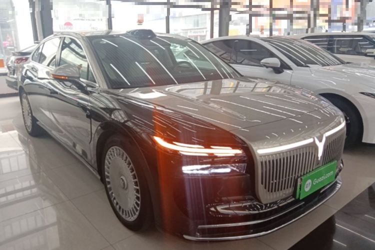 Used VOYAH Lantu Chiguang L 2026 Four-Wheel-Drive Ultra Exterior 1